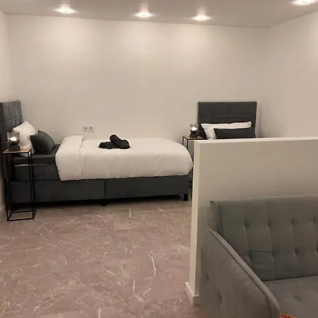 La Apartment