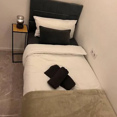 La