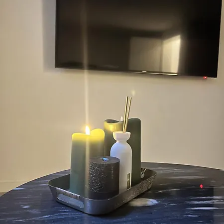 La 아파트 *