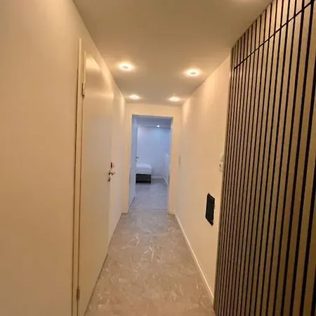 La *